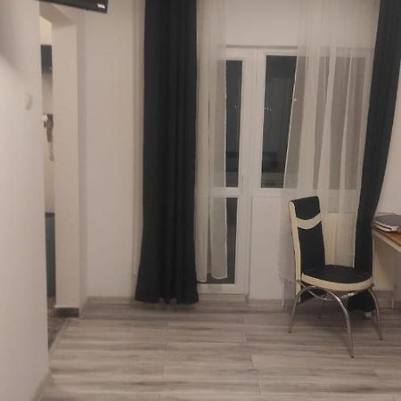 Apartamento Garsoniera Turda Valeria Exterior foto